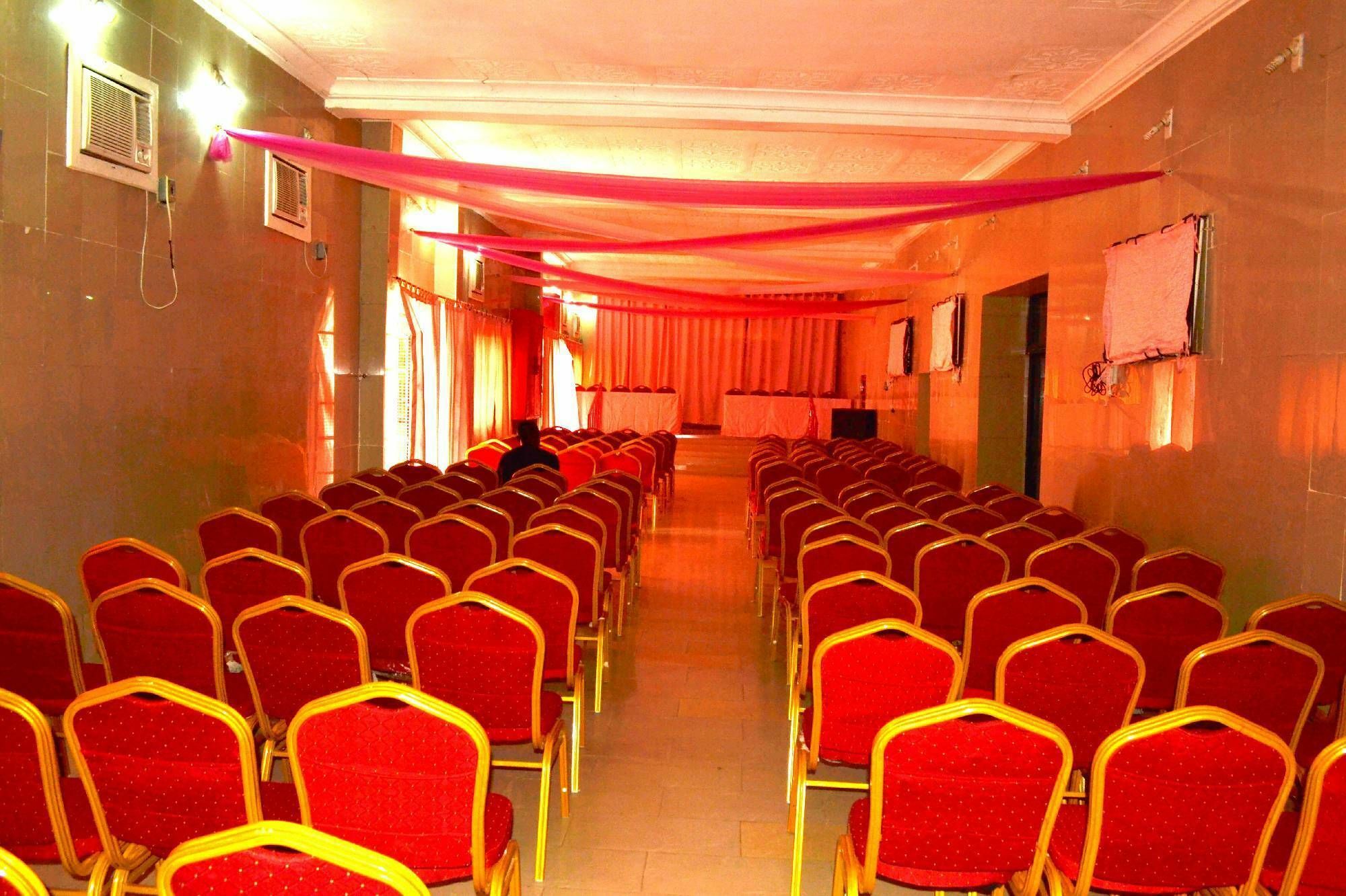 Afri Hotel Abuja Kültér fotó
